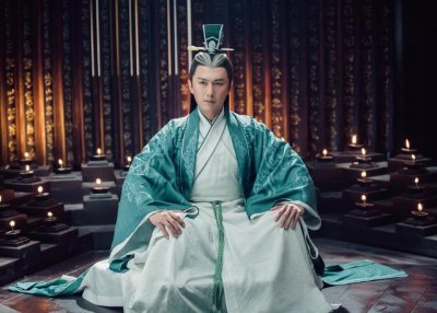 ​卢星宇微博事件真相 卢星宇个人资料曾演《包青天》