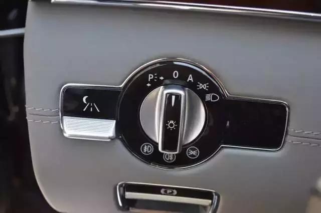 奔驰s600变化（经典永不落伍气势依然强大）(19)