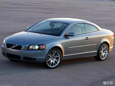 ​沃尔沃c70价格（一款被前驱平台耽误的跑车）