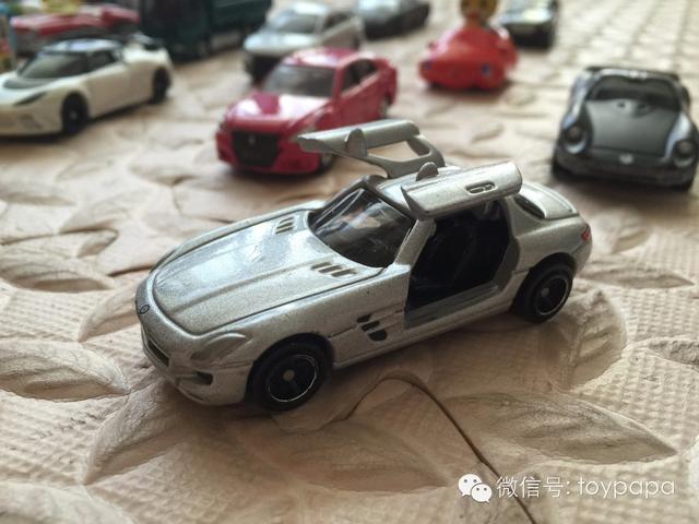 tomy多美卡迷你遥控车(男孩子必备玩具多美卡TOMY汽车)(2)