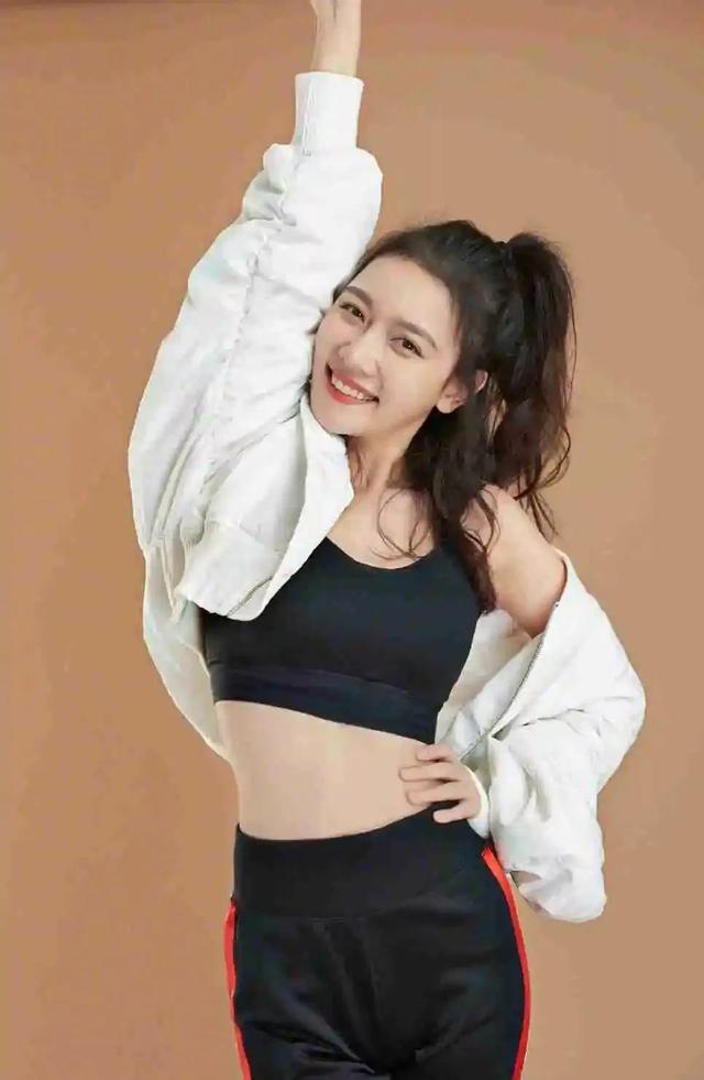 孙骁骁是不是怀孕了（孙骁骁腹部隆起疑似怀孕）(4)