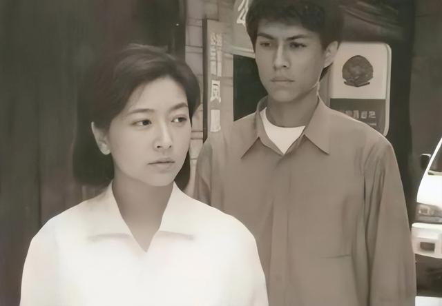 高曙光江珊全家福（19年前与高曙光离婚）(16)