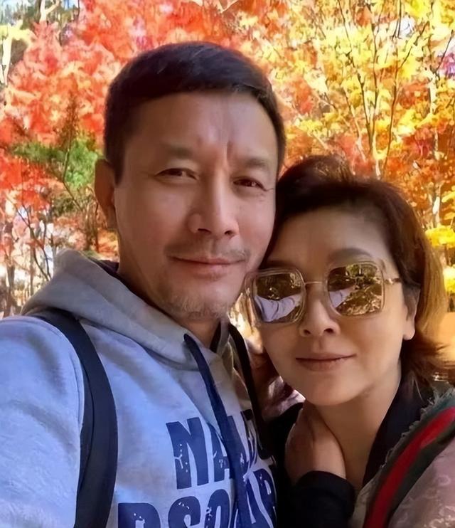 高曙光江珊全家福（19年前与高曙光离婚）(25)