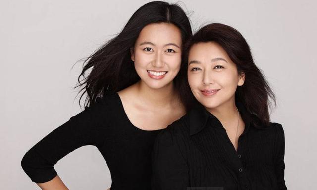 高曙光江珊全家福（19年前与高曙光离婚）(6)