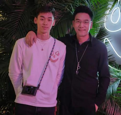 林依轮与长子林子濠(隐形富豪林子濠)(36)