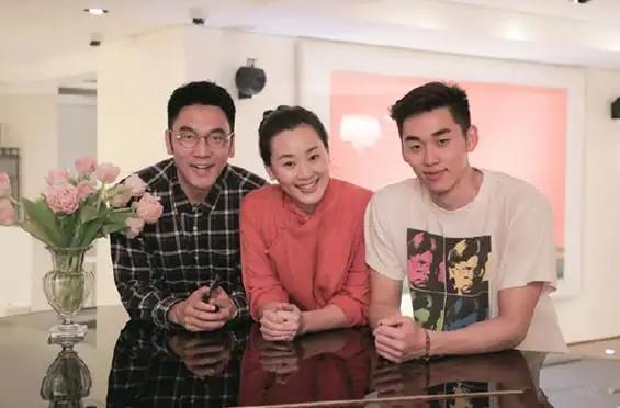 林依轮与长子林子濠(隐形富豪林子濠)(10)