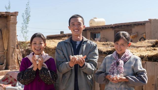 人世间女主角郑娟有多惨(看起来唯唯诺诺)(1)