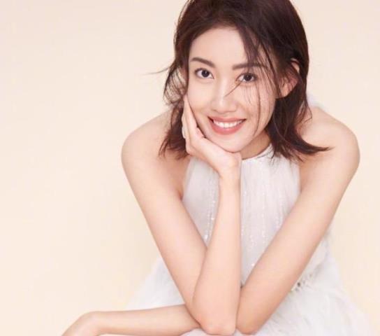 贺刚和高露结婚照（靳东高露被质疑亲密）(12)