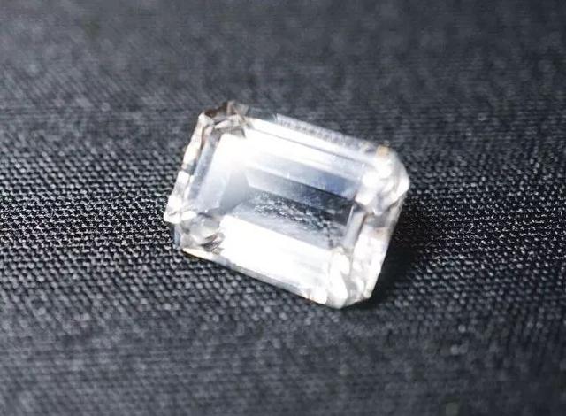 最好的托帕石是哪种(托帕石只配当别人的廉价替身)(13)