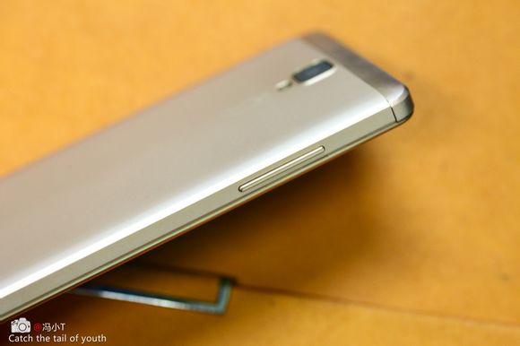 小辣椒3配置参数(千元内手感最好的手机)(8)