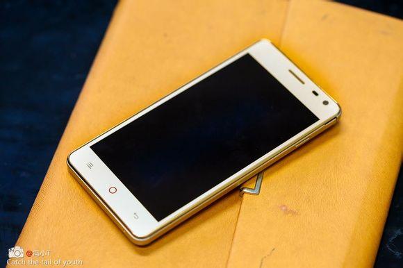 小辣椒3配置参数(千元内手感最好的手机)(1)