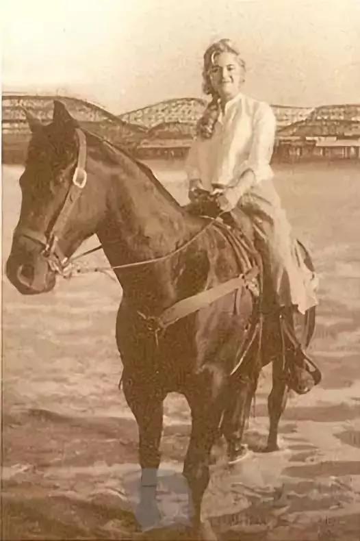 泰坦尼克号上映时间是哪一年（泰坦尼克号上映20周年）(18)