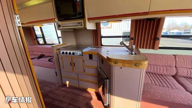 林肯加长车房车(20多万的林肯房车)(9)