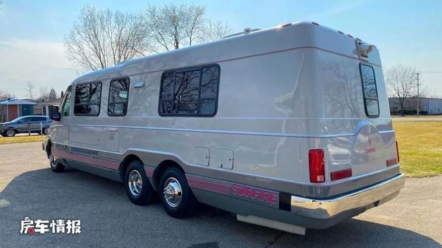 林肯加长车房车(20多万的林肯房车)(4)