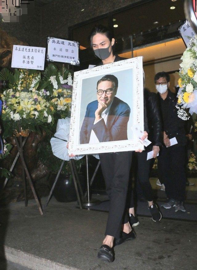 吴孟达吴韦伦，吴孟达独子吴韦仑(50)