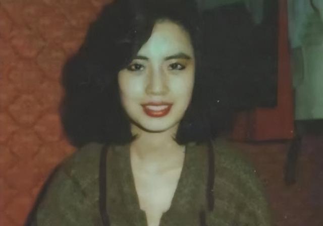 刘晓庆颜值巅峰之作一代妖后（刘晓庆拉皮多次耳粘脸）(48)