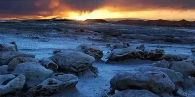 ​世界四地面狱之门，尸横遍野的昆仑平地狱之门