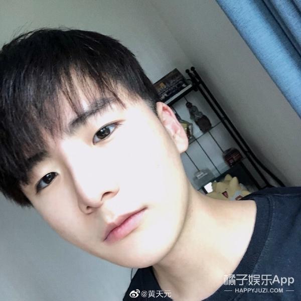 金陵十三钗里面的男娃(还记得金陵十三钗里的小男孩乔治吗)(29)