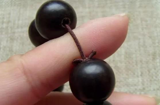 手工串珠的简单方法（DIY手工串珠收尾小技巧）(6)