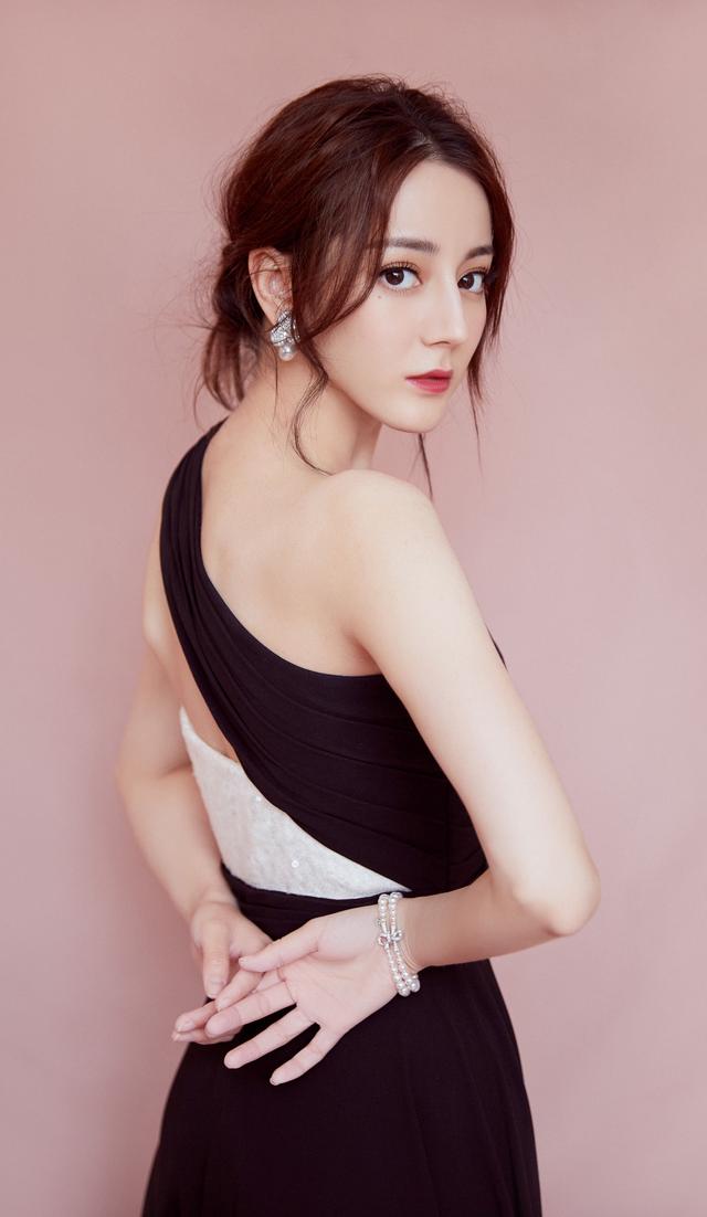 刘恺威和杨幂最近有什么新消息(再看刘恺威和杨幂的现状)(24)