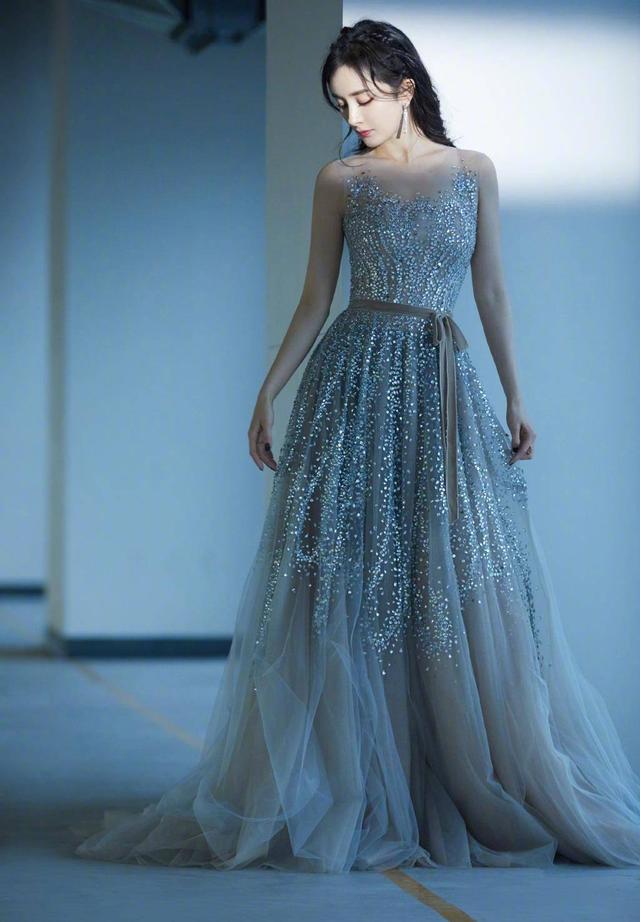 刘恺威和杨幂最近有什么新消息(再看刘恺威和杨幂的现状)(30)