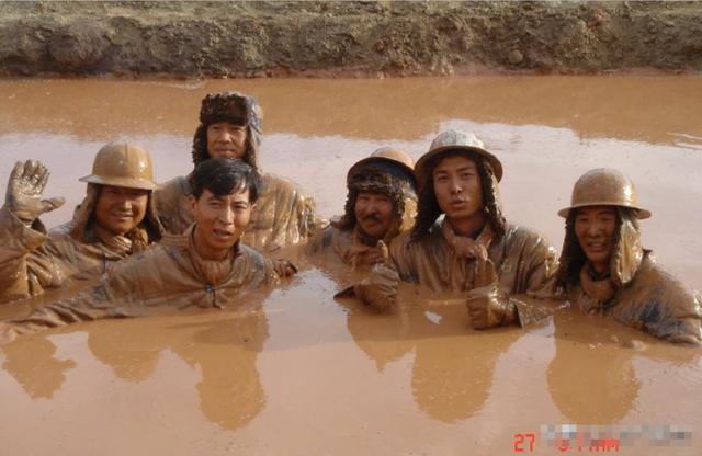 演员朱铁的简历（曾是中戏95级最穷的学生）(18)