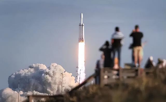 太空真的有浮尸吗（人走后真能变成星星）(4)