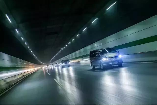 迈特威商务车性能(迈特威多功能商务车尊享型)(6)