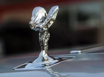 ​世界上前十名的豪车车标（5个顶级豪车车标）