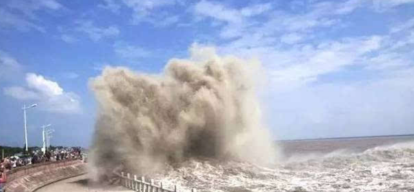 钱塘江观潮地点,钱塘江观潮最佳时间和地点图6