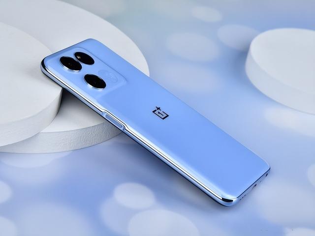 天玑8100最便宜机型 天玑8100才是真王者(2)