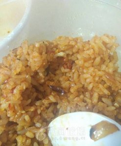 饭里有蟑螂吃了会怎样,不小心吃了蟑螂爬过的食物会怎么样