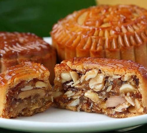 五仁月饼的由来：八月十五吃月饼的来历