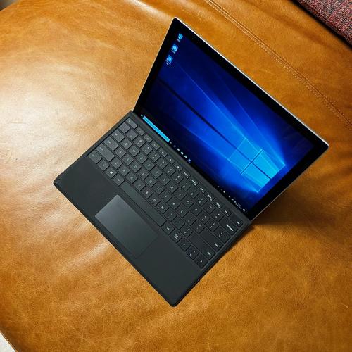 微软新款surface上市(微软推出三款全新Surface设备)