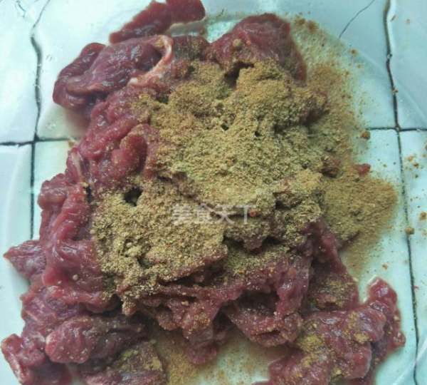 牛肉怎么炒好吃,怎样炒牛肉鲜嫩好吃图9