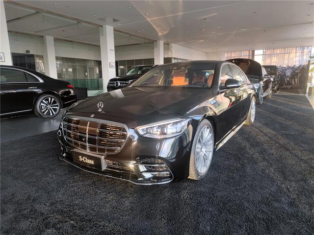 奔驰s500级2022款性能参数(22款奔驰S500L4MATIC9AT)(1)