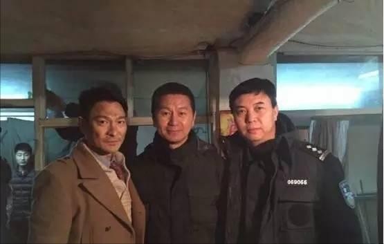 吴若甫绑架案纪实事件（2004年明星吴若甫被绑架）