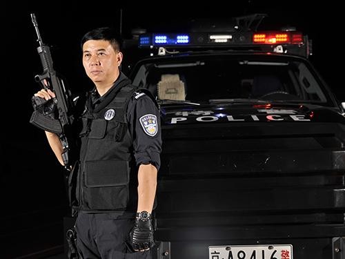 吴若甫绑架案纪实事件（2004年明星吴若甫被绑架）