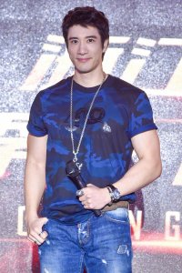 ​王力宏图片帅气图片，王力宏年过四十帅气依旧