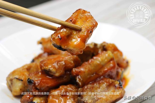 糖醋排骨做法正宗掌握小窍门(糖醋排骨最简单的做法)(2)