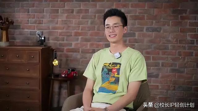 新东方董宇辉什么学历(新东方34)(4)