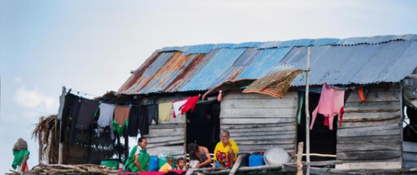 巴瑶族为什么没有国籍,没有国籍的民族图13