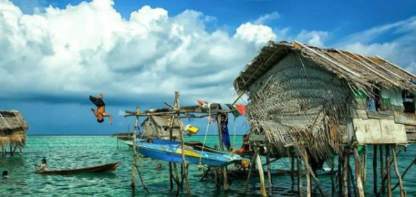 巴瑶族为什么没有国籍,没有国籍的民族图15