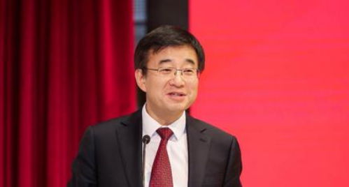 抗疫英雄事迹简短00字,抗疫期间的英雄事迹有哪些 ?图8