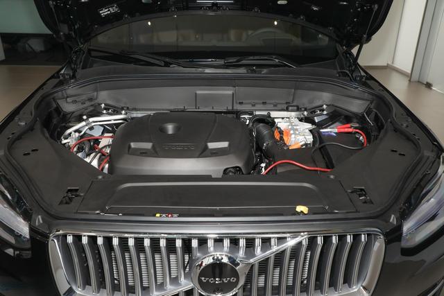 沃尔沃XC90续航（纯电续航62km2023款沃尔沃XC90）(4)