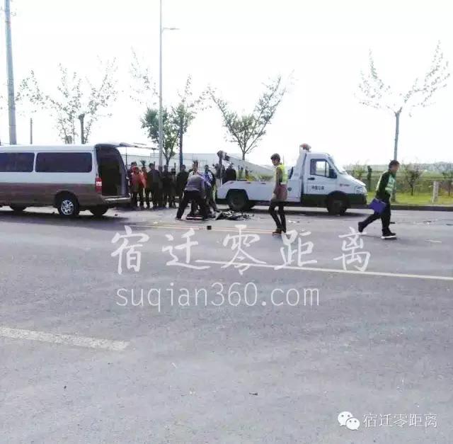 宿豫区最近一周交通事故（宿豫区张家港大道发生一起严重车祸）(2)
