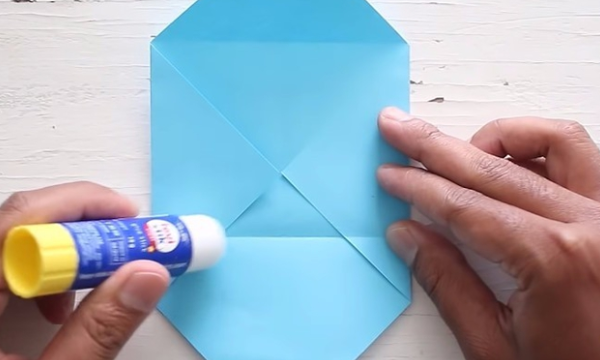 信封怎么折简单又好看,纸信封怎么折图12