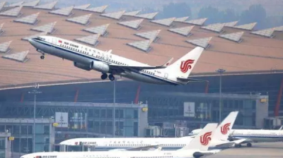 ​飞机起飞降落逆风还是顺风,飞机起飞和降落的时候一般是顺风还是逆风