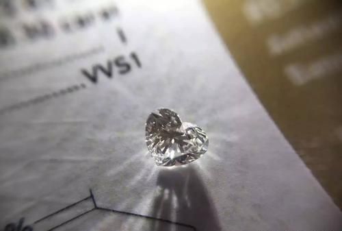 2克拉钻石的价格是多少