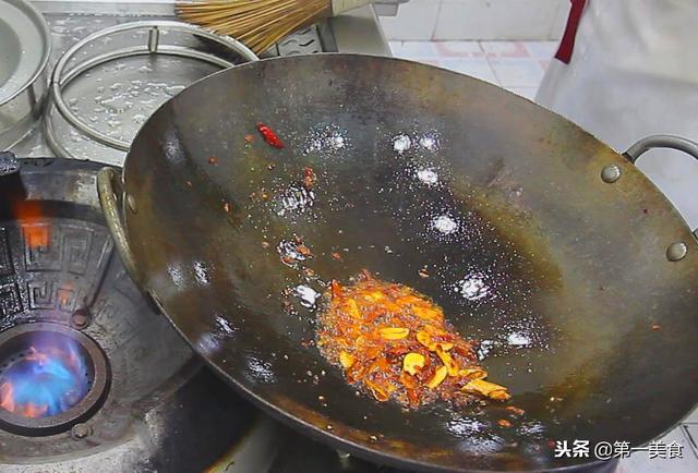 正宗传统的宫保鸡丁的做法(这才是宫保鸡丁正确的做法)(9)